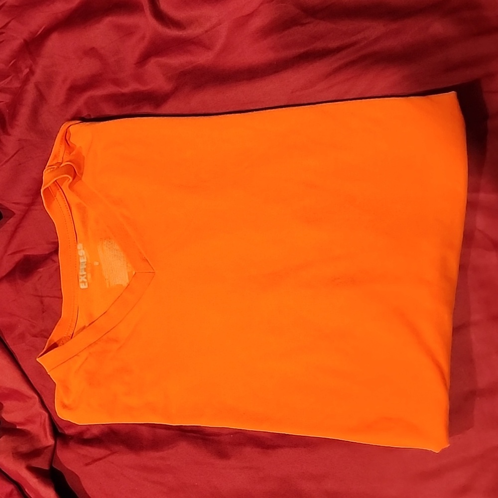 Express v neck orange fitted tee shirt